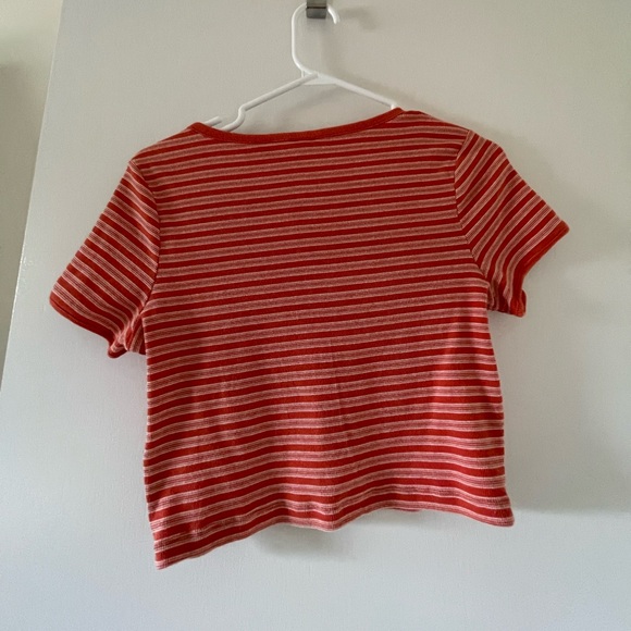 Cropped buttoned Levis Stripped Women’s T shirt Medium - Picture 2 of 3